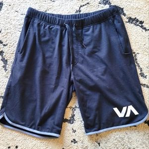 RVCA Men's Shorts - Small